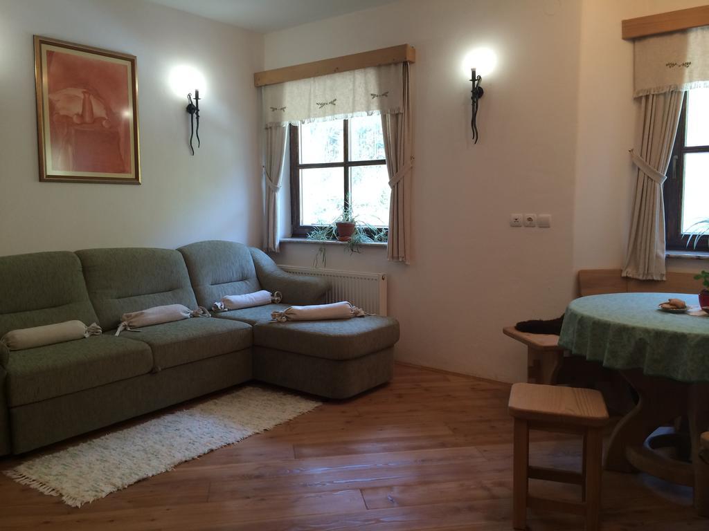 Apartments Pod Macesnovo Streho Solčava Pokój zdjęcie